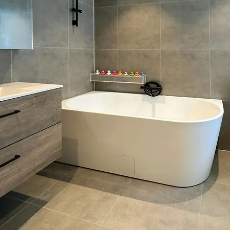 Vakantiehuis Charming Farm From 1600s In Stunning Surroundings *